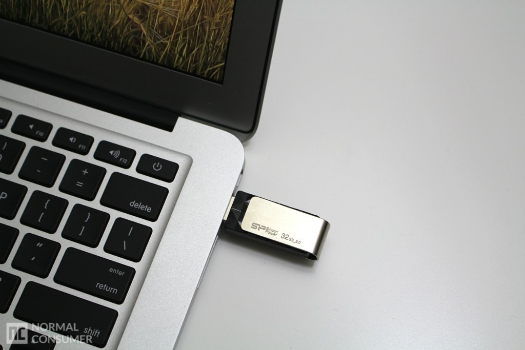 Silicon Power Blaze USB 3.0 Flash Drive 3