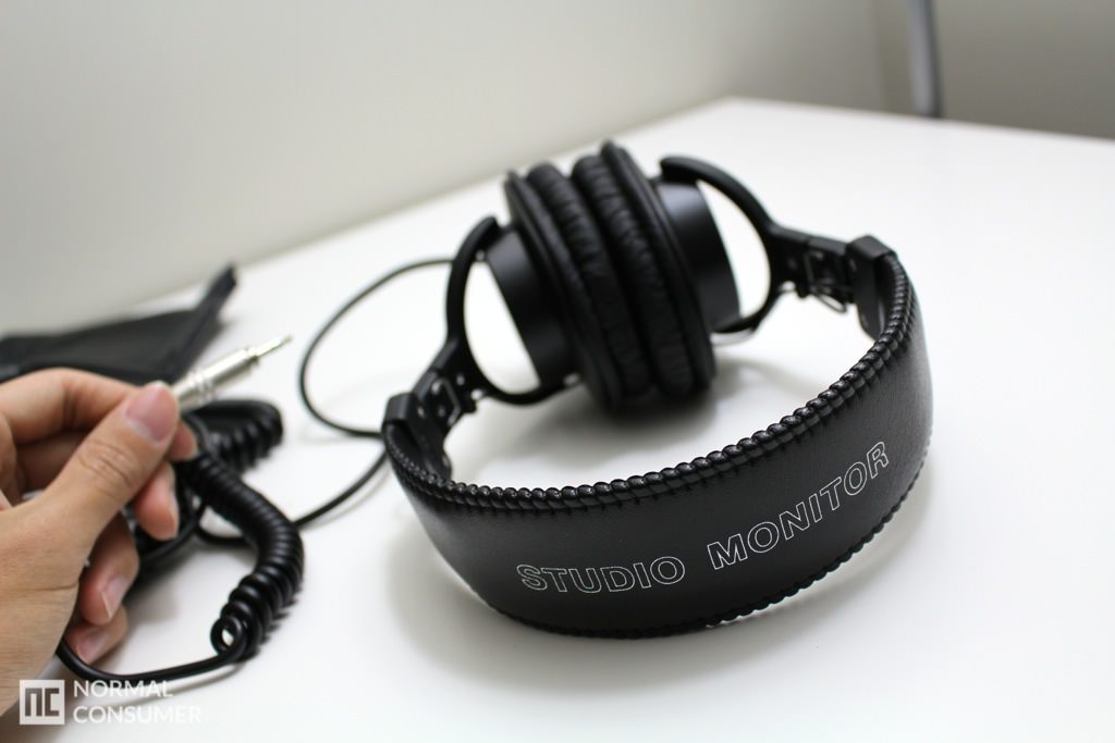 Sony MDRV6 Studio Monitor Headphones 12