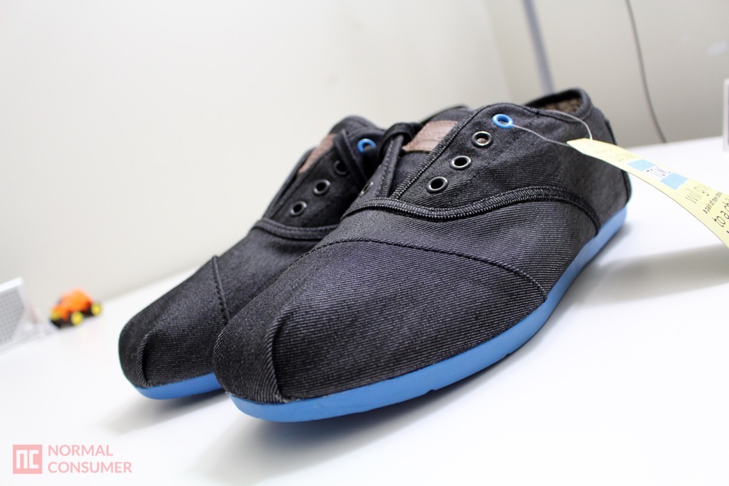 toms mens shoes with laces